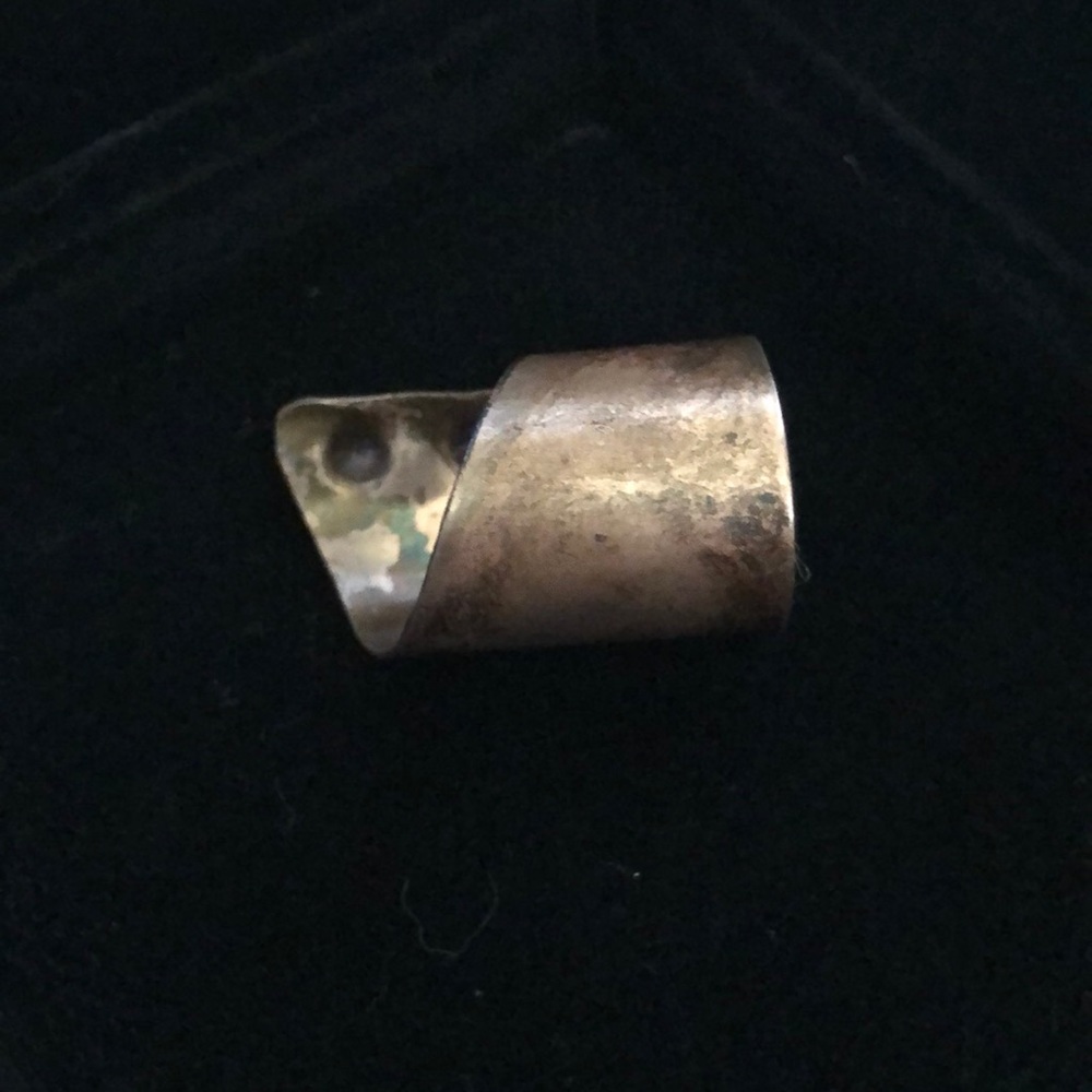Unique Tarnished Copper Ring - image 6